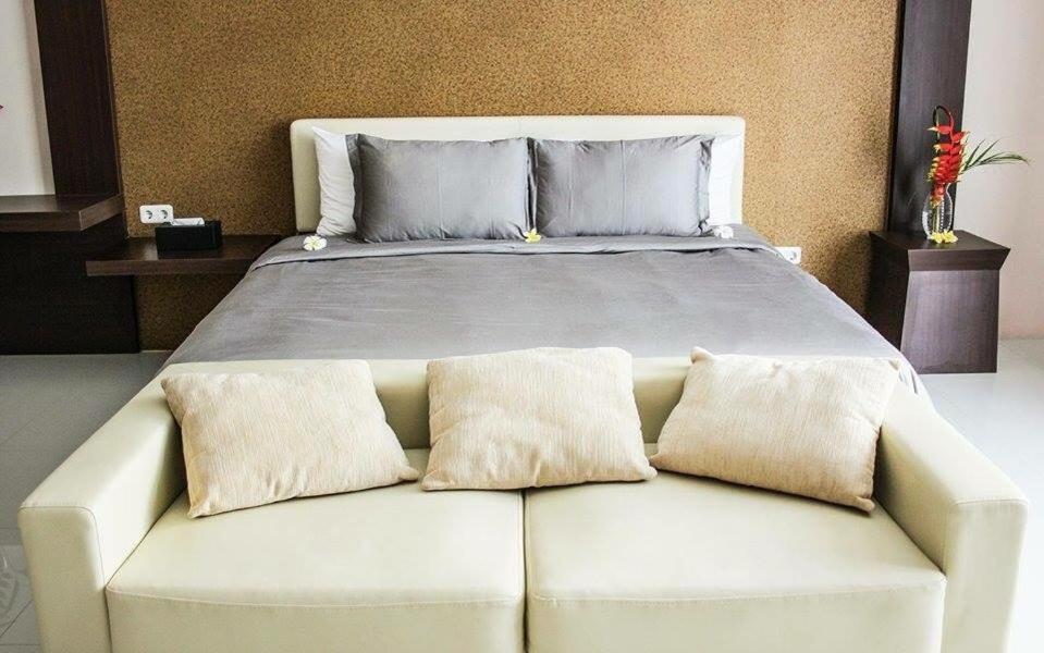 Pasific Beach Cottages Mangsit Zimmer foto